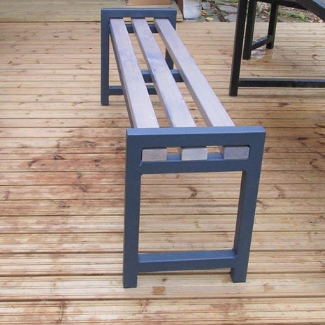 gray-bench-6