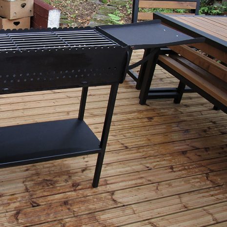 Grill-with-extended-cover-open-3